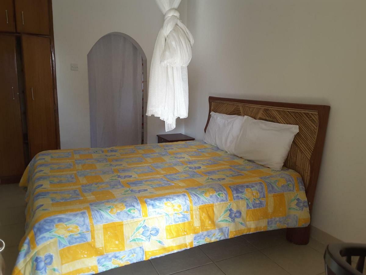 Lira Brownstone Country Home מראה חיצוני תמונה